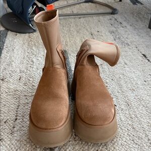 Tan platform uggs size 10